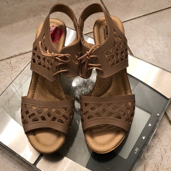 Spring Step Italian wedges - Picture 2 of 3